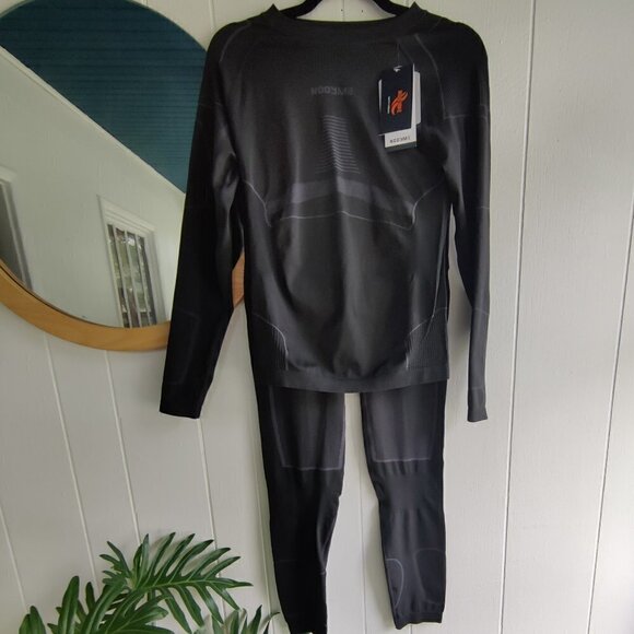 Ski Wear long underwear for Warmth & Protection by Nooyme. Dry technology. Sz XL - Picture 2 of 8